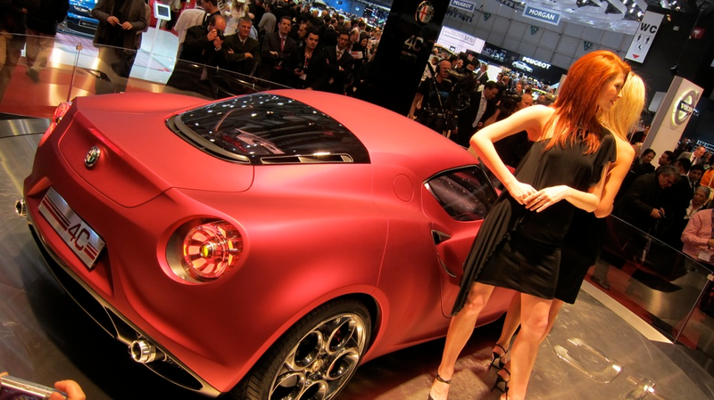 Illustration for article titled I want to make love to the Alfa Romeo 4C without protection